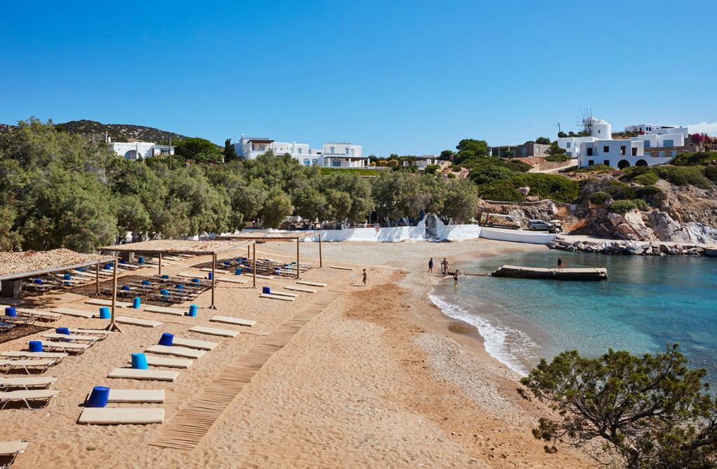  Ostrvo Antiparos u Kikladima 